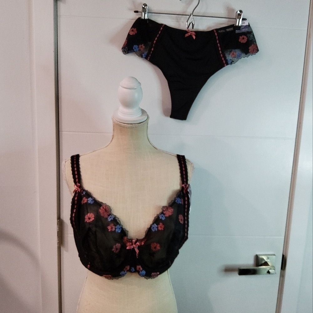 The Seriously Sexy Cacique Collection Embroidered Balconette Set